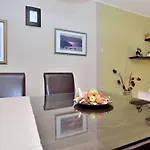 Luxury Sonja Πόρετς
