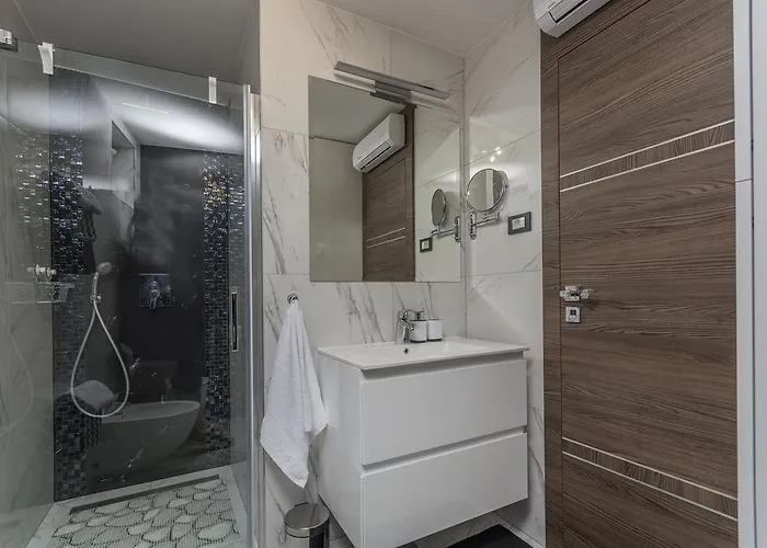 Luxury Sonja Porec