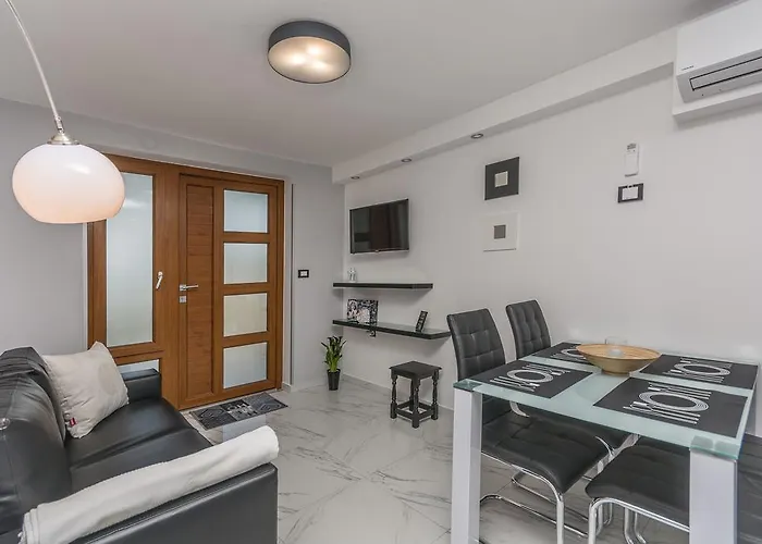 Luxury Sonja Apartamento *